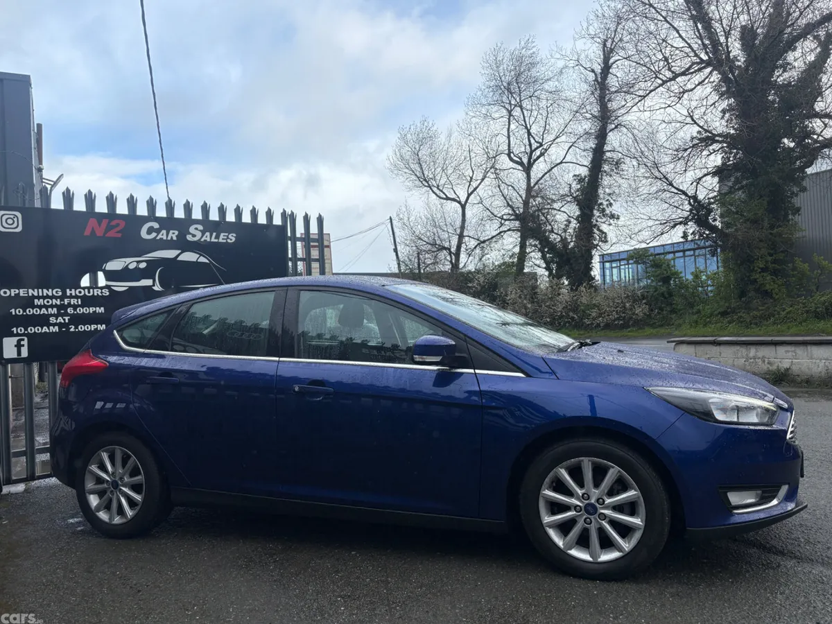 Ford Focus Hatchback, Petrol, 2018, Blue