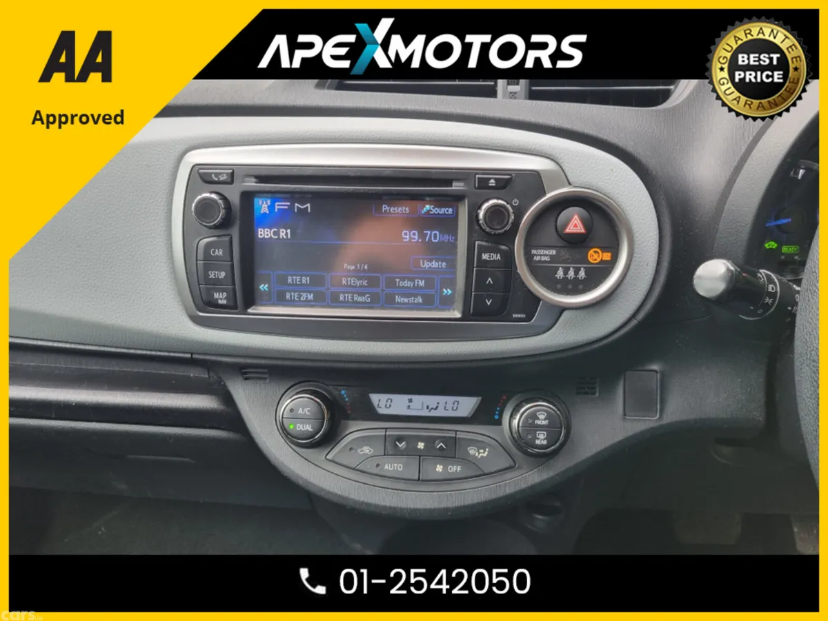 Toyota Yaris Hatchback, Petrol Hybrid, 2014, Red