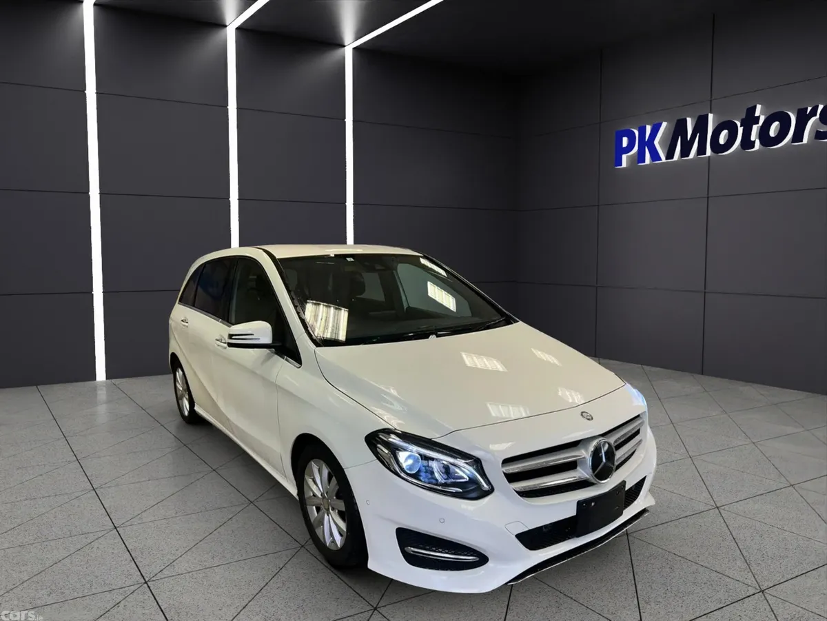 Mercedes-Benz B-Class Hatchback, Petrol, 2017, White