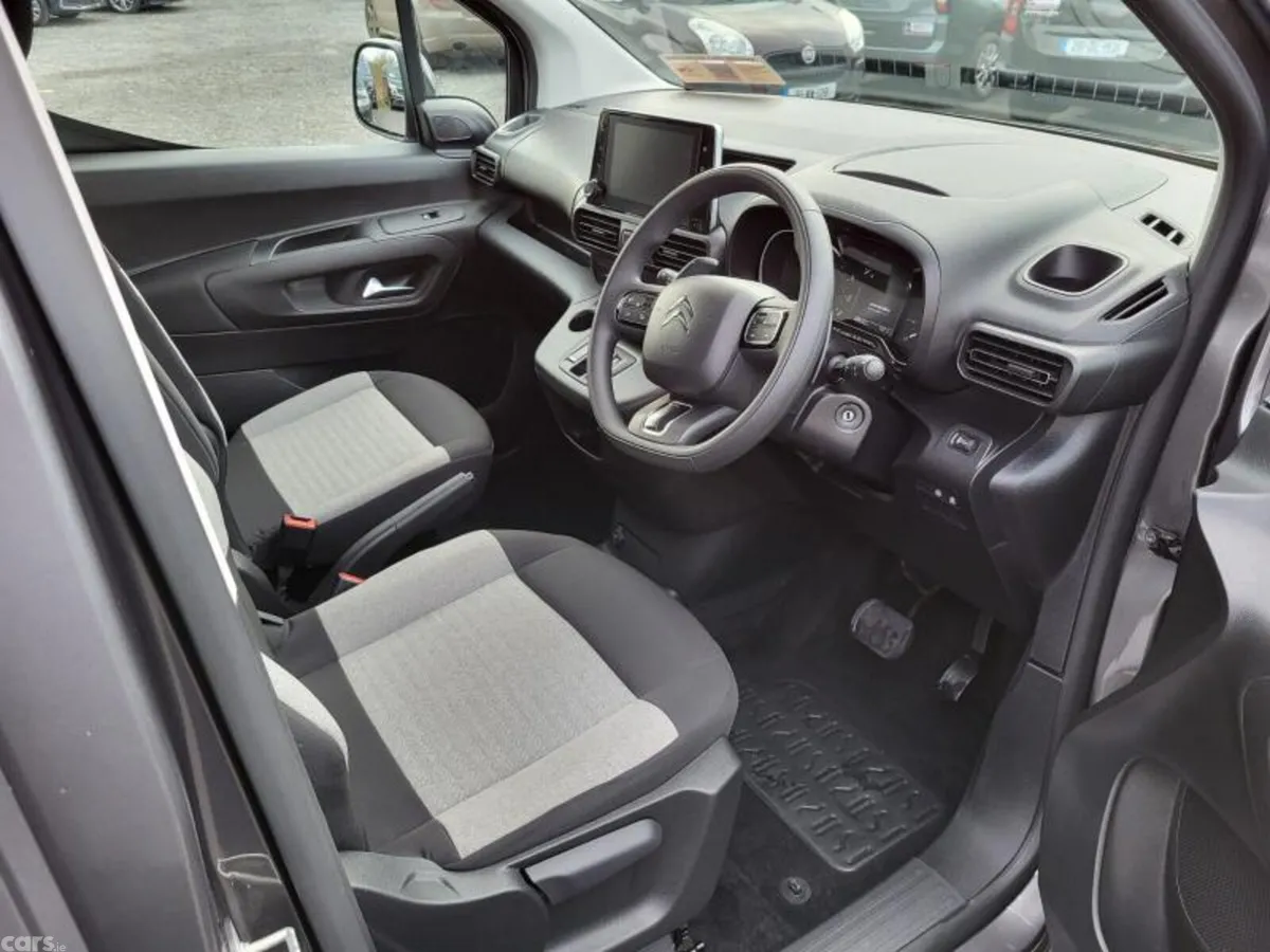 Citroen Berlingo MPV, Diesel, 2024, Grey