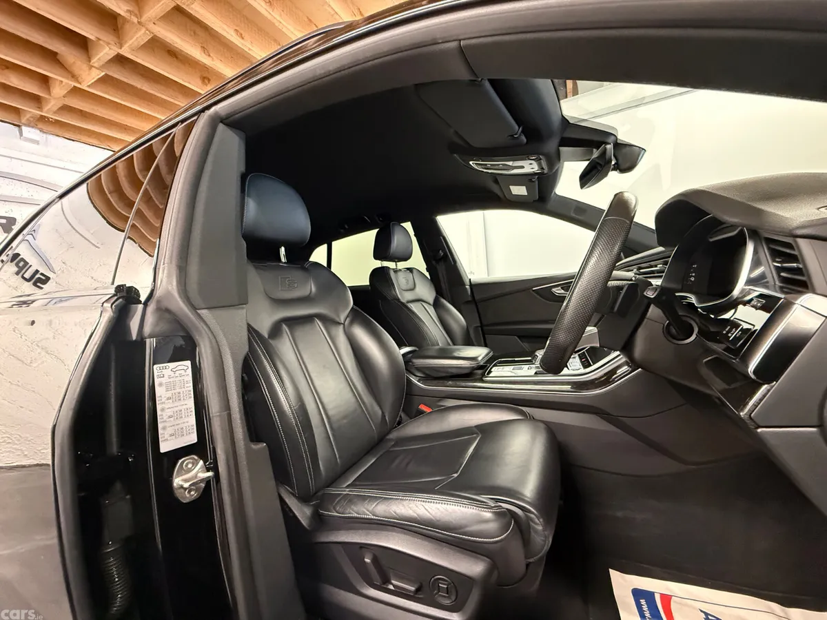 Audi Q8 SUV, Petrol Hybrid, 2022, Black