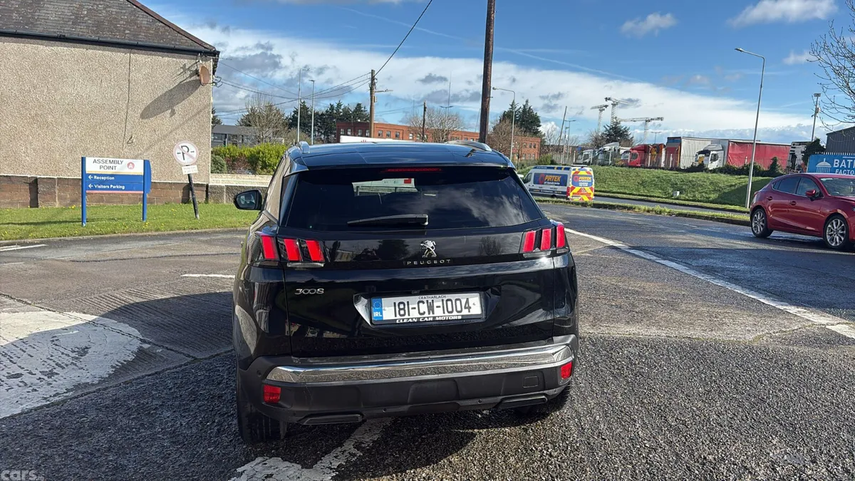 Peugeot 3008 MPV, Petrol, 2018, Black