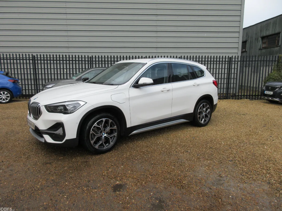 BMW X1 Estate, Petrol Plug-in Hybrid, 2021, White