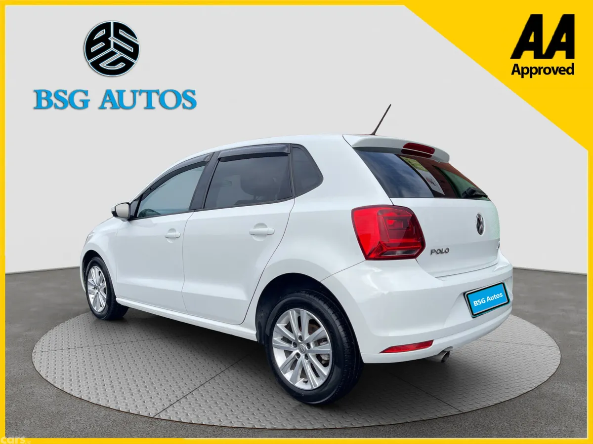 Volkswagen Polo Hatchback, Petrol, 2016, White