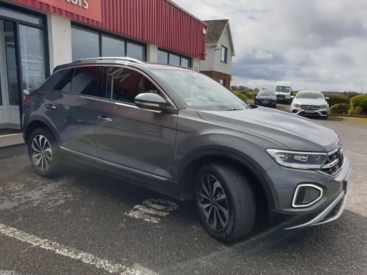Volkswagen T-Roc SUV, Petrol, 2023, Grey