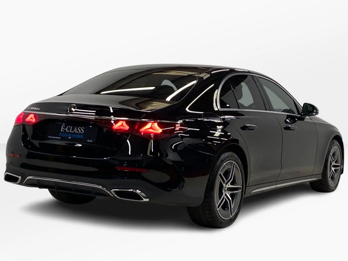 Mercedes-Benz E-Class Saloon, Diesel Plug-in Hybrid, 2026, Black