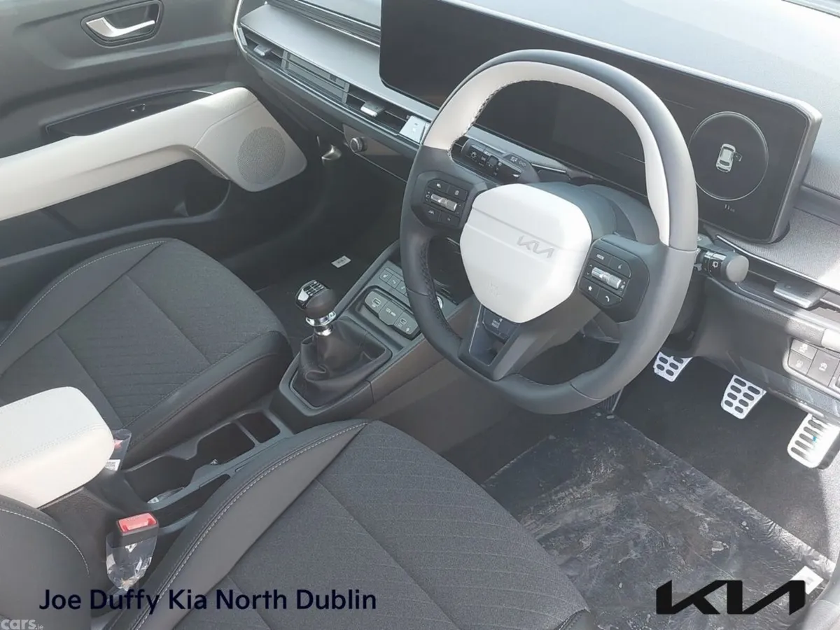 Kia Stonic Estate, Petrol Hybrid, 2026, Grey