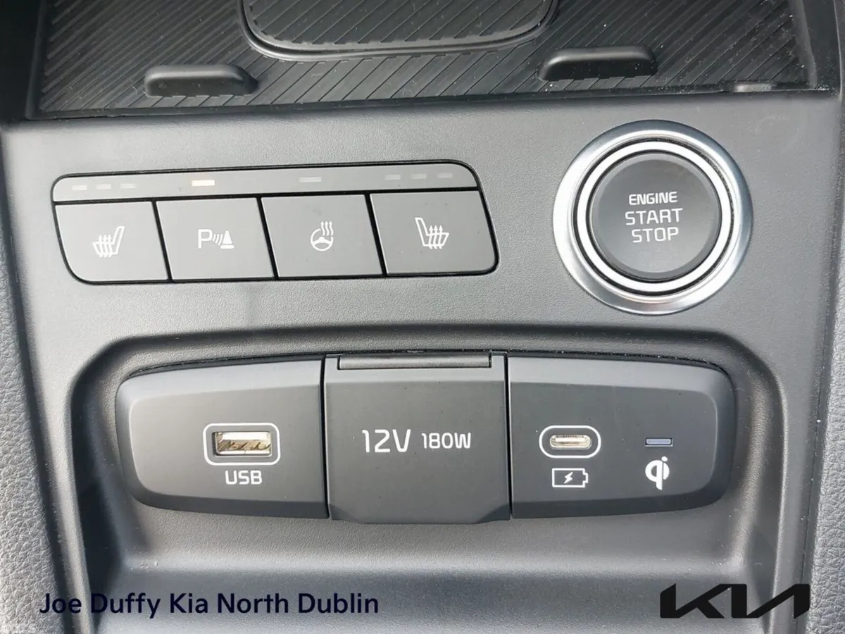 Kia Stonic Estate, Petrol Hybrid, 2026, Grey