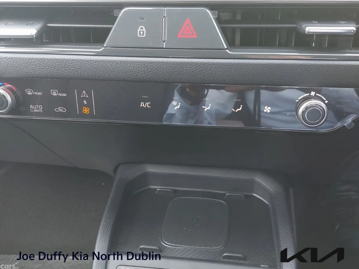 Kia Stonic Estate, Petrol Hybrid, 2026, Grey