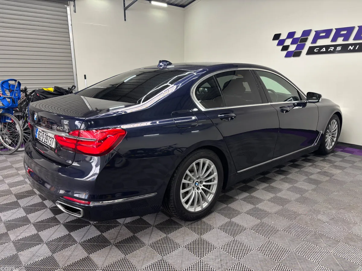 BMW 7-Series Saloon, Petrol Plug-in Hybrid, 2016, Blue
