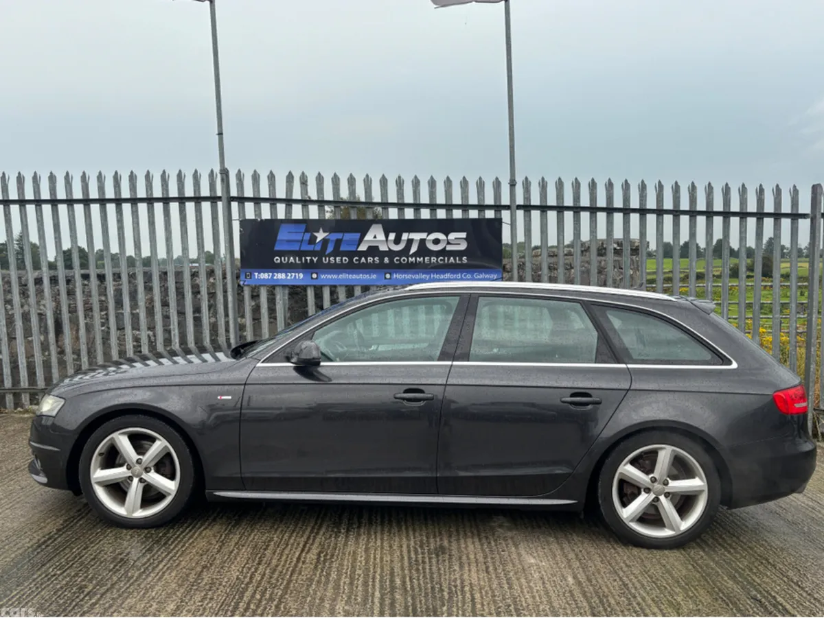 Audi A4 Estate, Petrol, 2010, Black