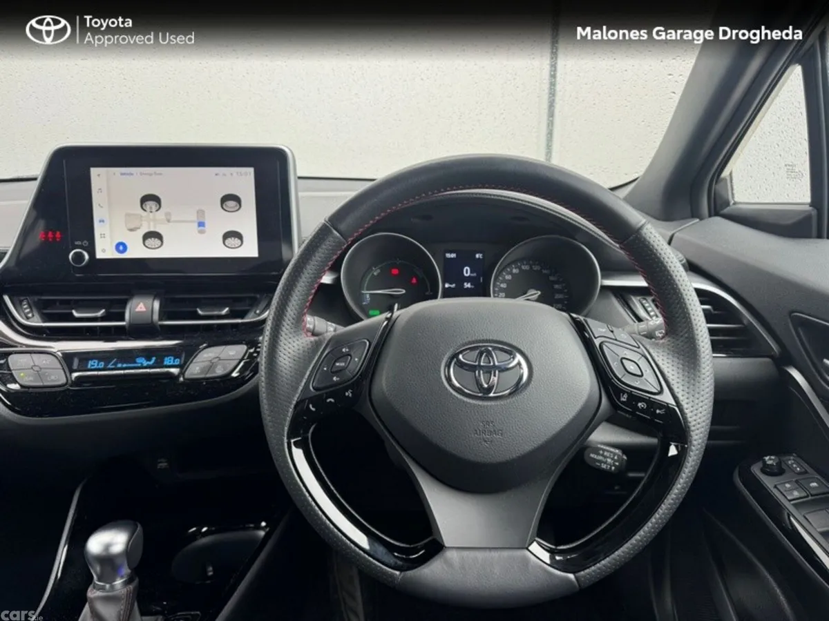 Toyota C-HR SUV, Petrol Hybrid, 2023, White