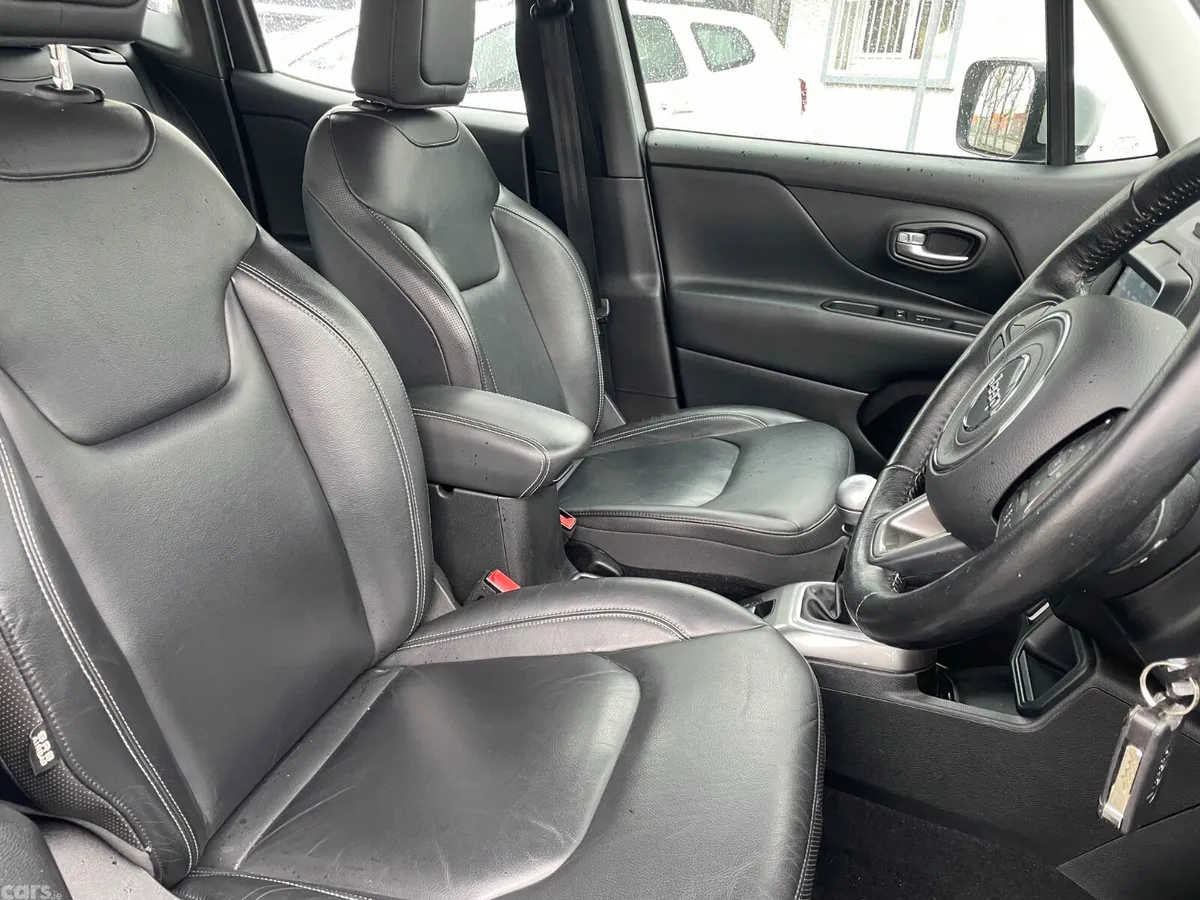 Jeep Renegade SUV, Petrol, 2019, Grey