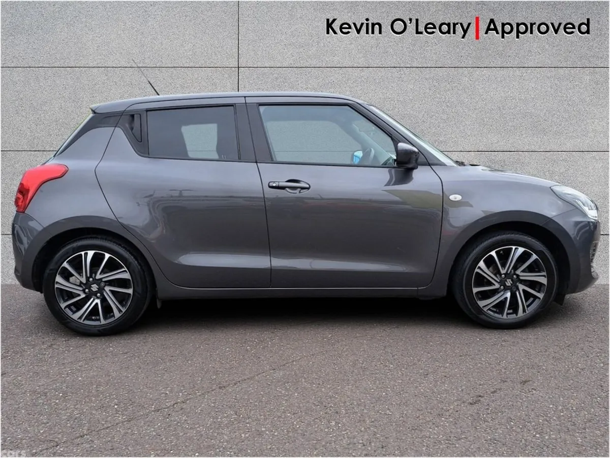 Suzuki Swift Hatchback, Petrol, 2021, Grey