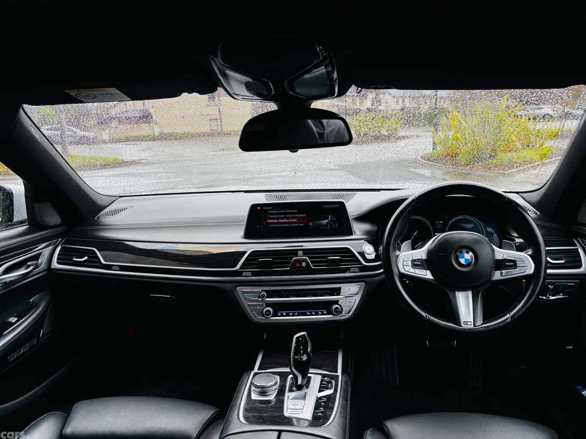 BMW 7-Series Saloon, Petrol Plug-in Hybrid, 2018, Silver