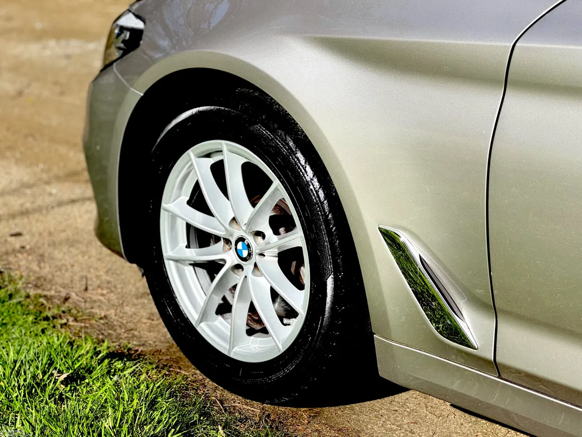 BMW 5-Series Saloon, Diesel, 2017, Grey