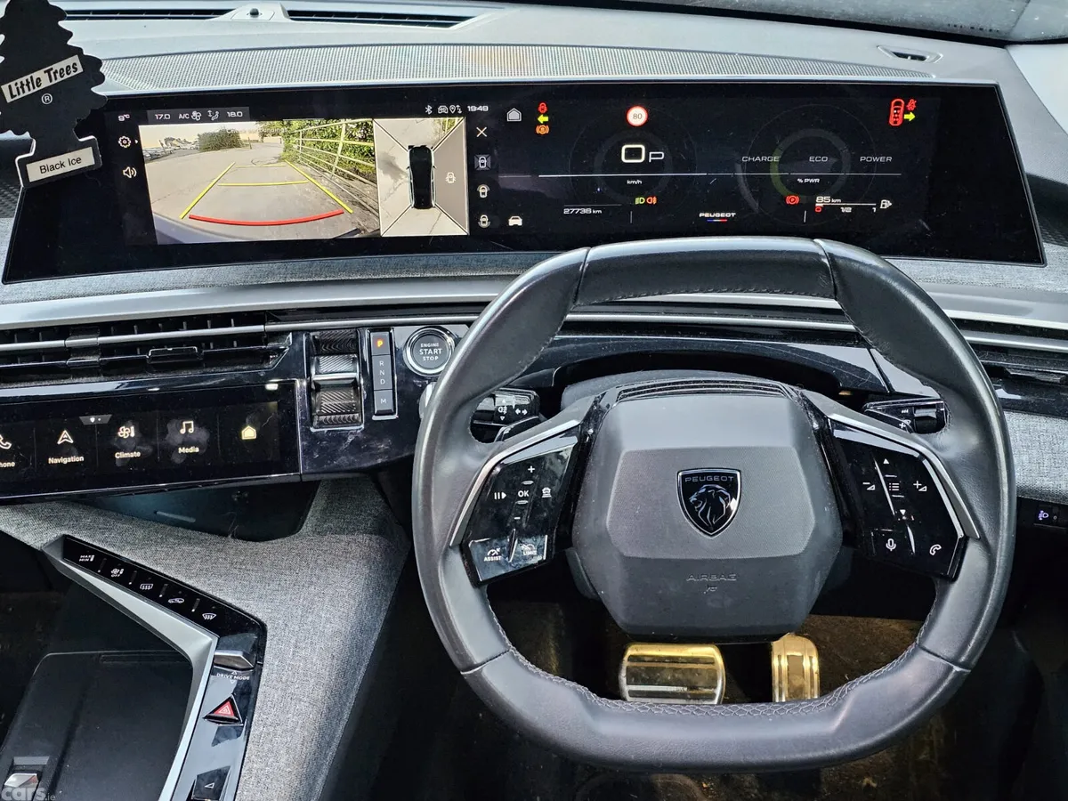 Peugeot 5008 MPV, Petrol Hybrid, 2025, Black