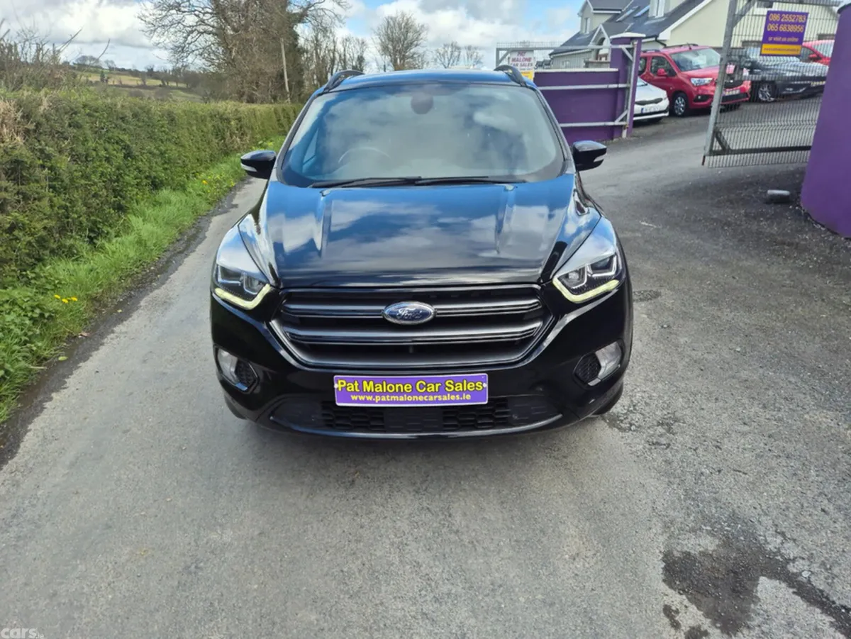 Ford Kuga Hatchback, Diesel, 2019, Black