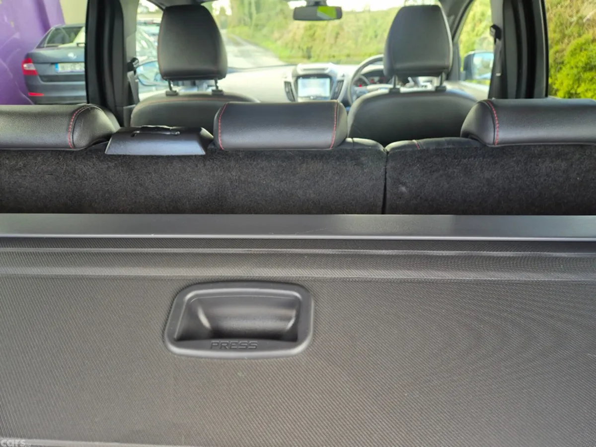 Ford Kuga Hatchback, Diesel, 2019, Black