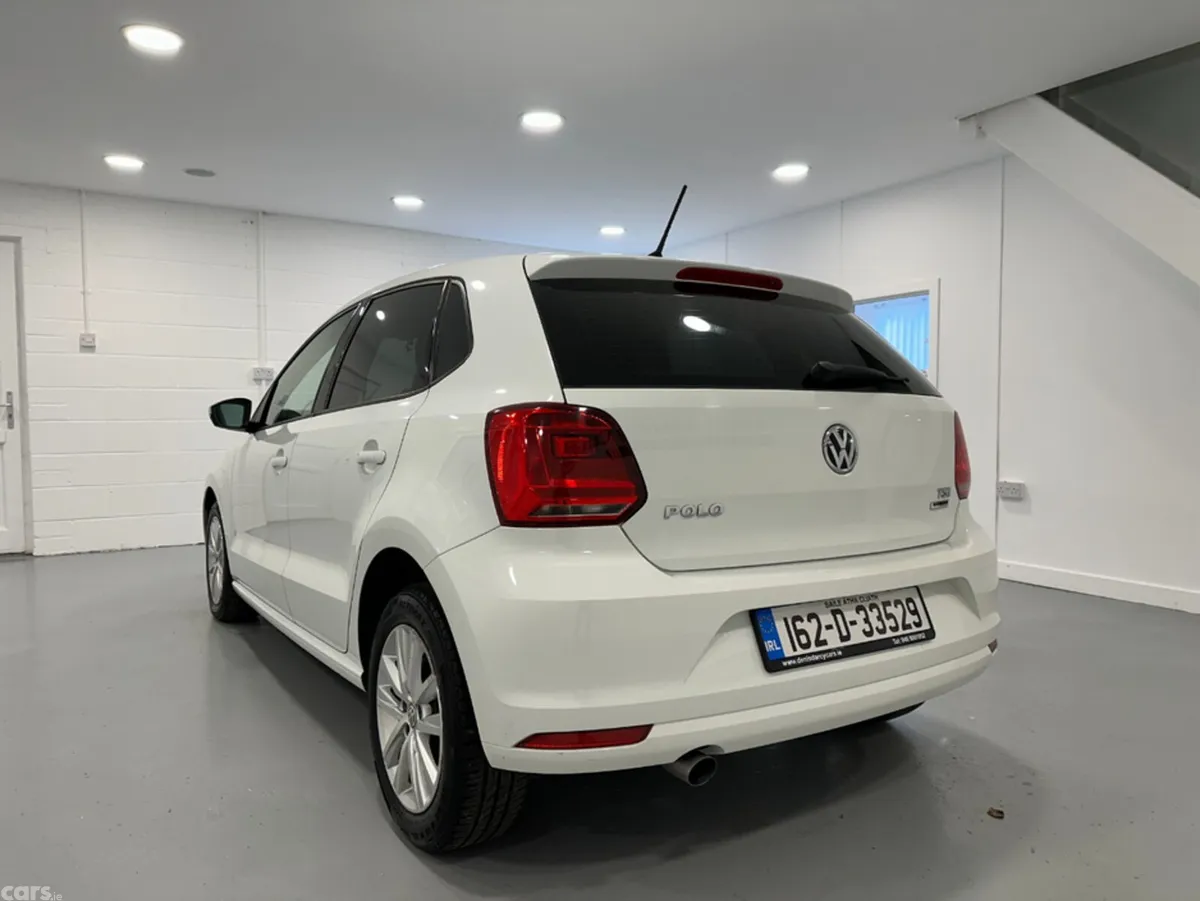 Volkswagen Polo Hatchback, Petrol, 2016, White