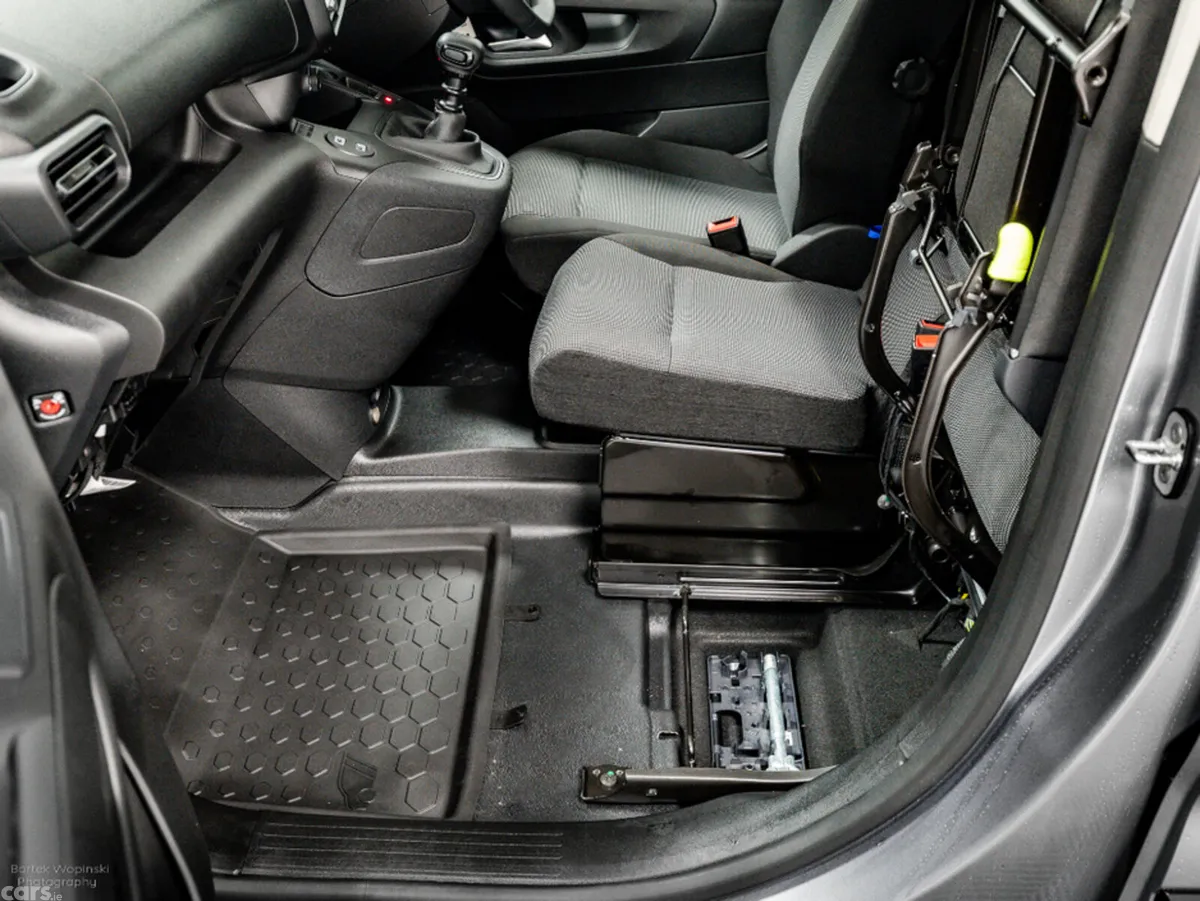 Peugeot Partner Van, Diesel, 2026, Grey