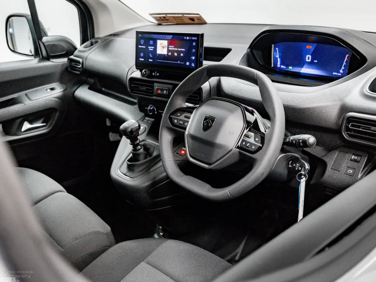 Peugeot Partner Van, Diesel, 2026, Grey