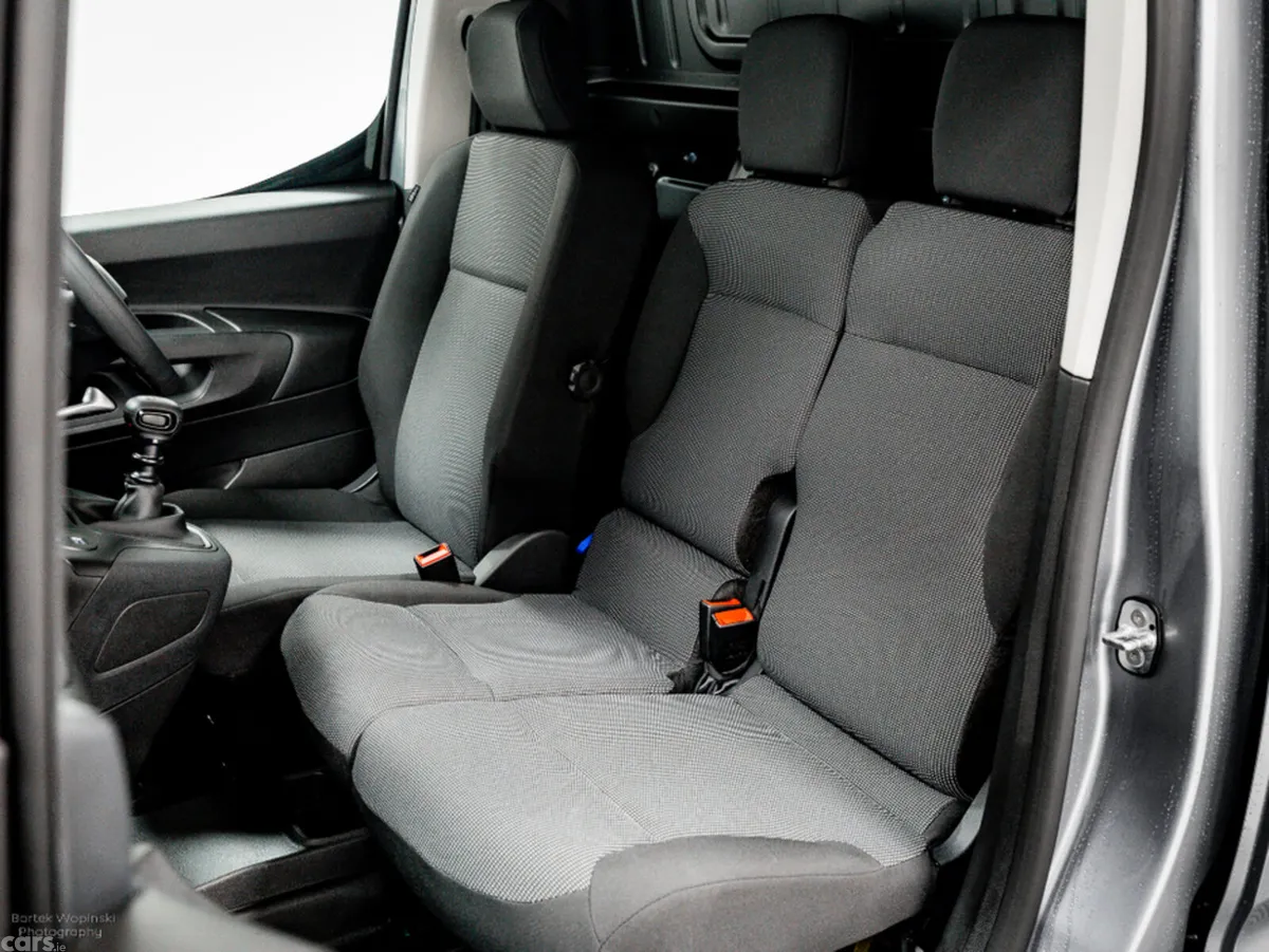 Peugeot Partner Van, Diesel, 2026, Grey