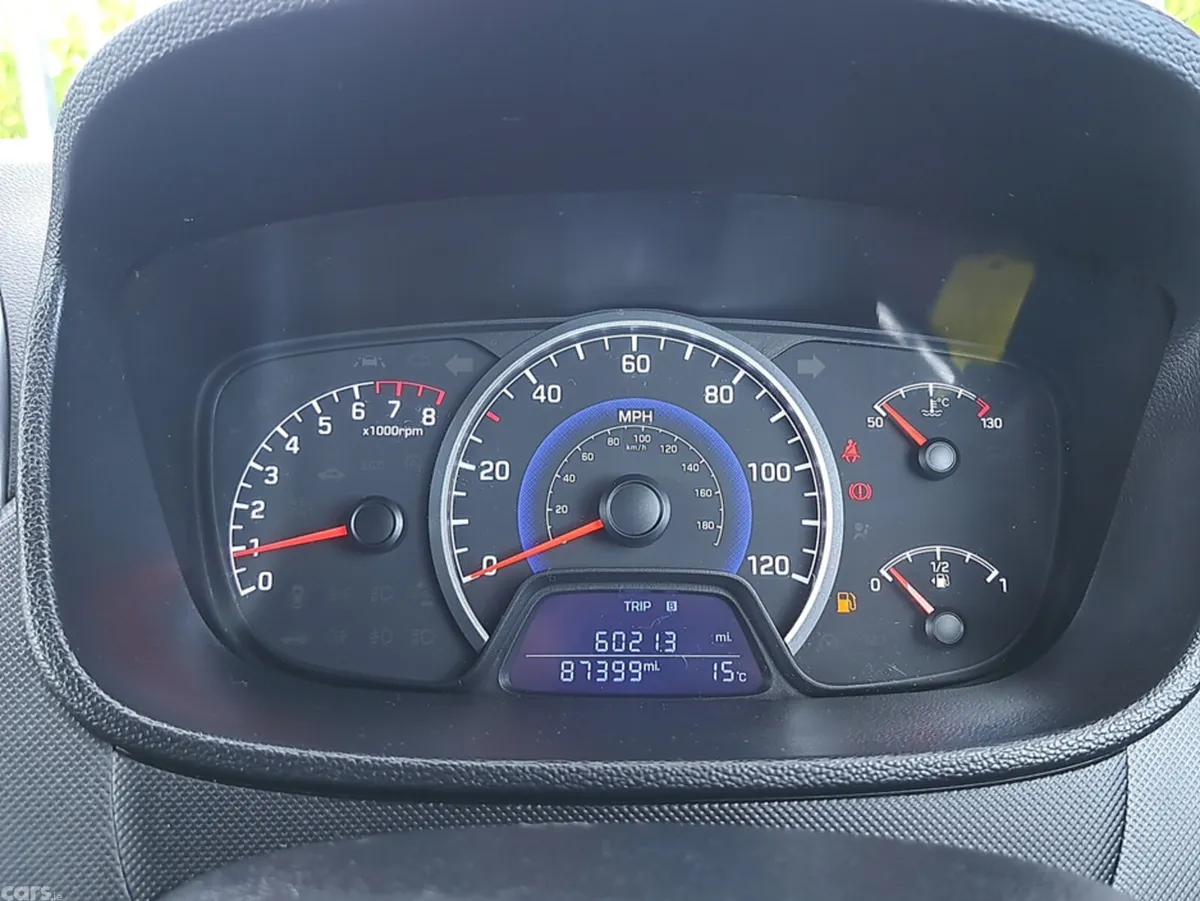 Hyundai i10 Hatchback, Petrol, 2018, Red