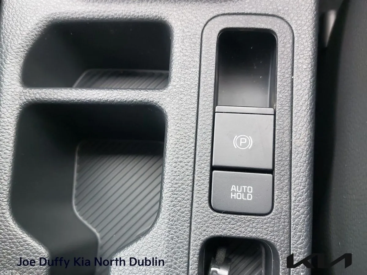 Kia Stonic Estate, Petrol Hybrid, 2026, Blue