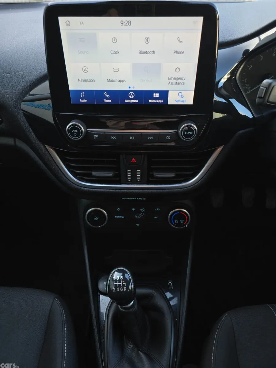 Ford Fiesta Hatchback, Petrol, 2020, White