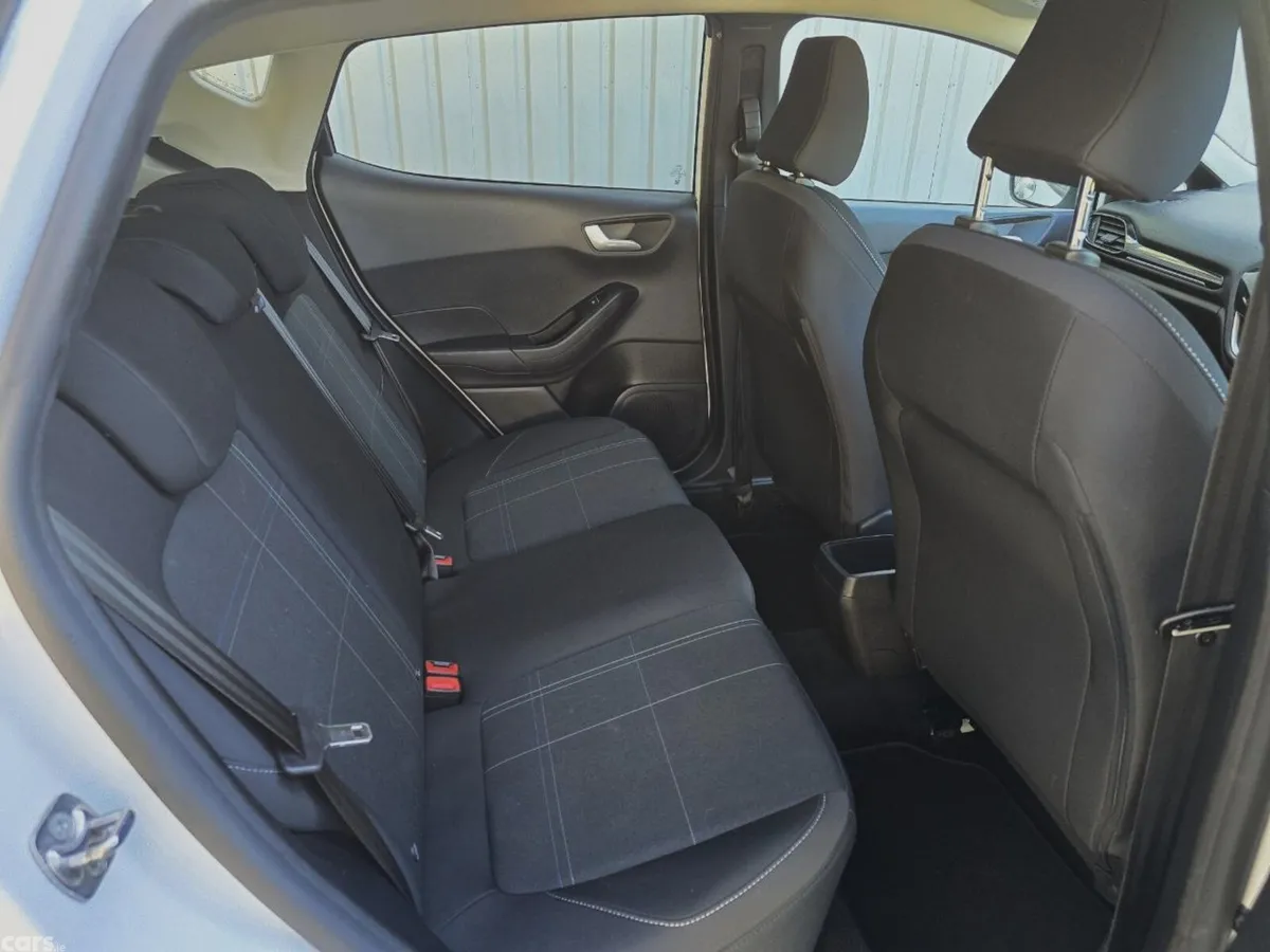 Ford Fiesta Hatchback, Petrol, 2020, White
