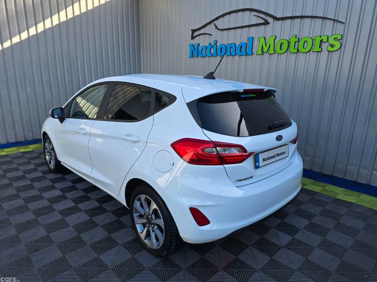 Ford Fiesta Hatchback, Petrol, 2020, White