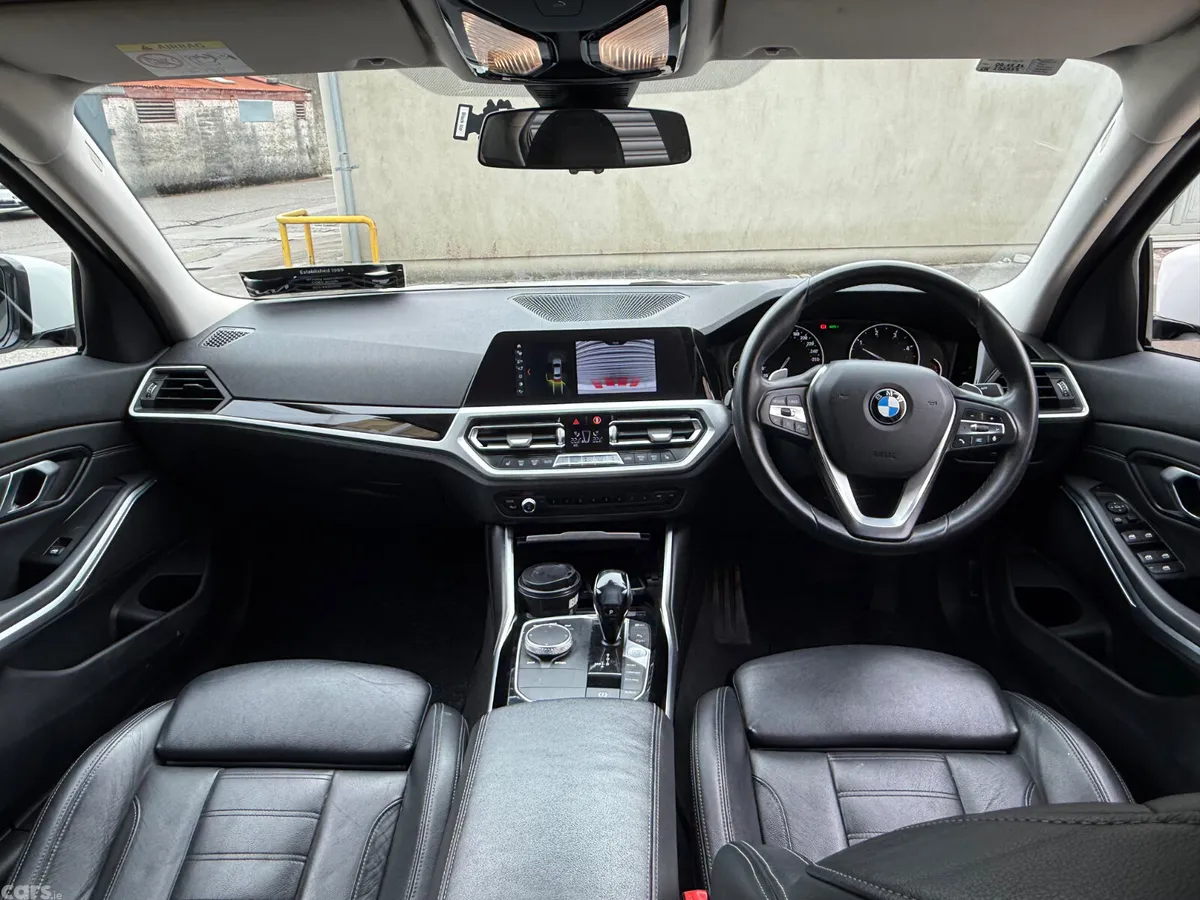 BMW 3-Series Saloon, Diesel, 2019, White