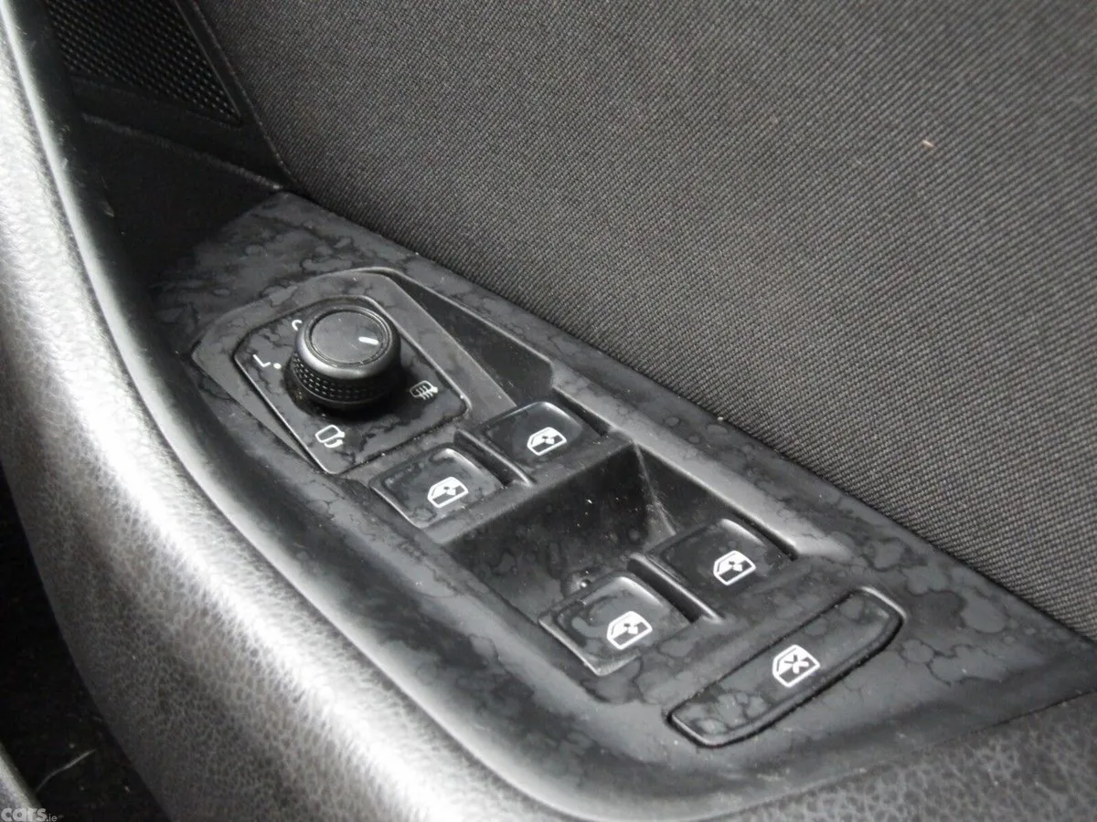 Volkswagen Passat Saloon, Diesel, 2019, Black