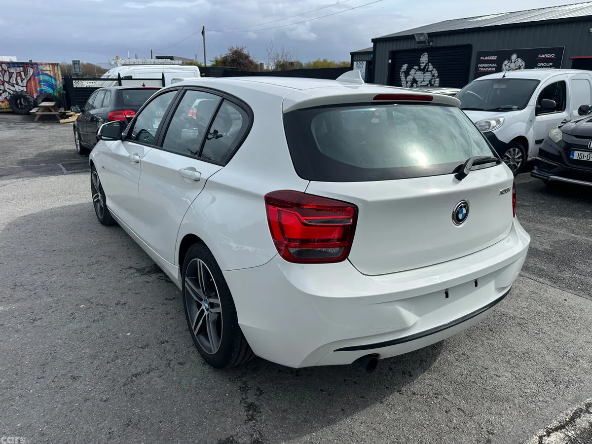 BMW 1-Series Hatchback, Petrol, 2012, White