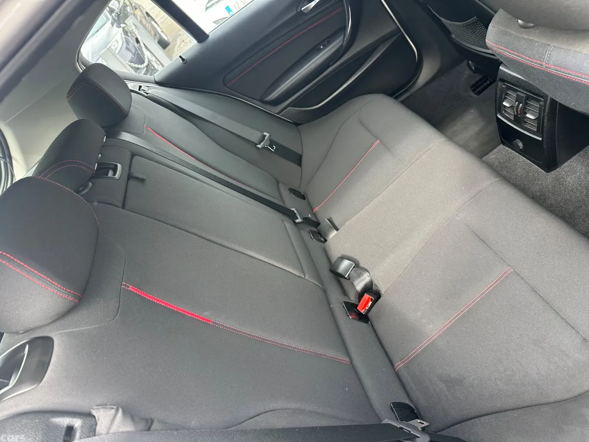 BMW 1-Series Hatchback, Petrol, 2012, White