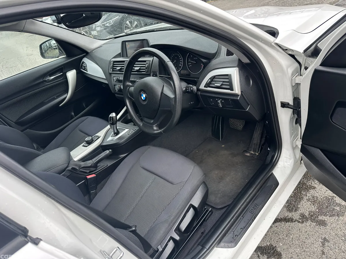 BMW 1-Series Hatchback, Petrol, 2012, White
