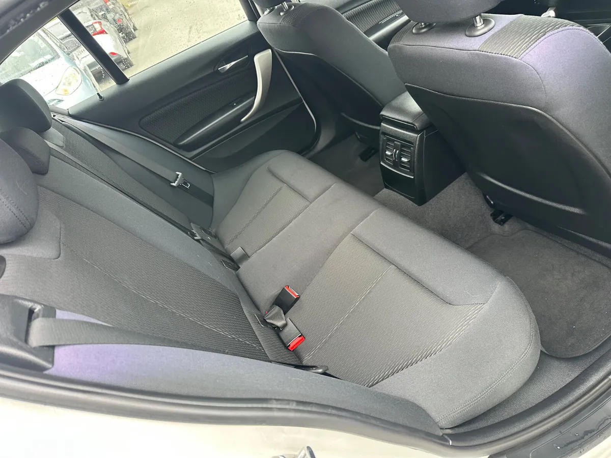 BMW 1-Series Hatchback, Petrol, 2012, White