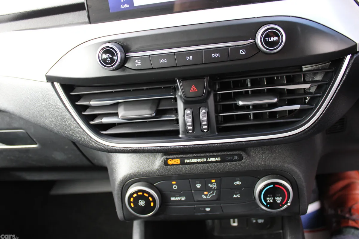 Ford Focus Hatchback, Diesel, 2020, White