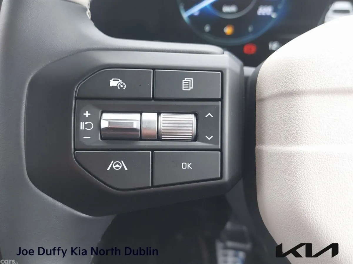 Kia Stonic MPV, Petrol, 2026, Red