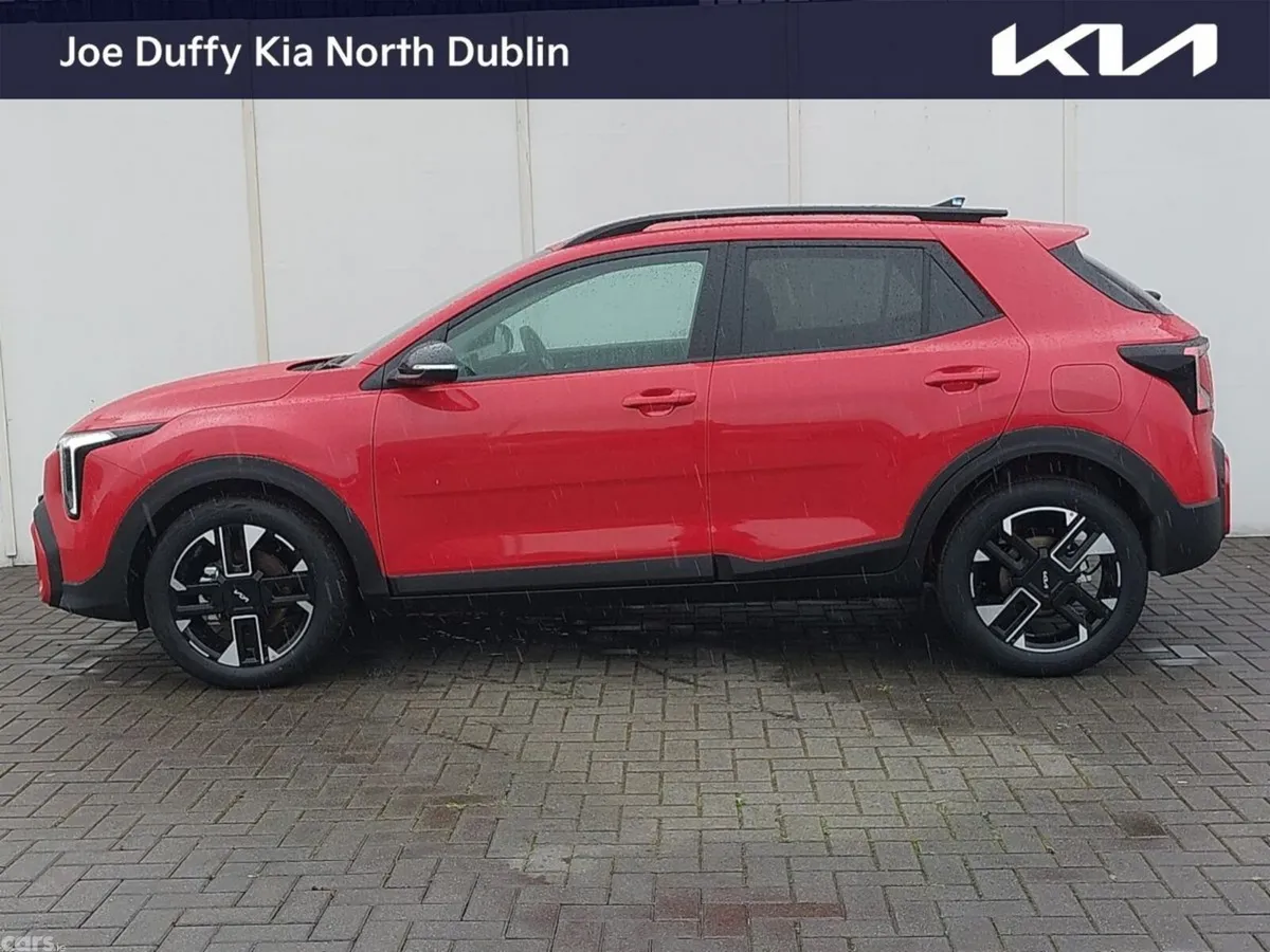 Kia Stonic MPV, Petrol, 2026, Red