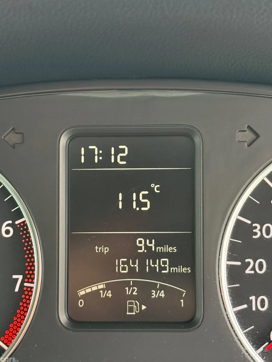 Volkswagen Polo Hatchback, Petrol, 2012, White