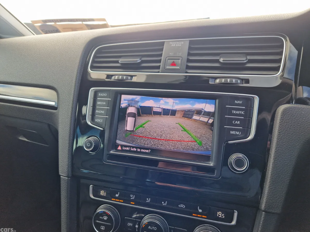 Volkswagen Golf Estate, Diesel, 2017, Grey