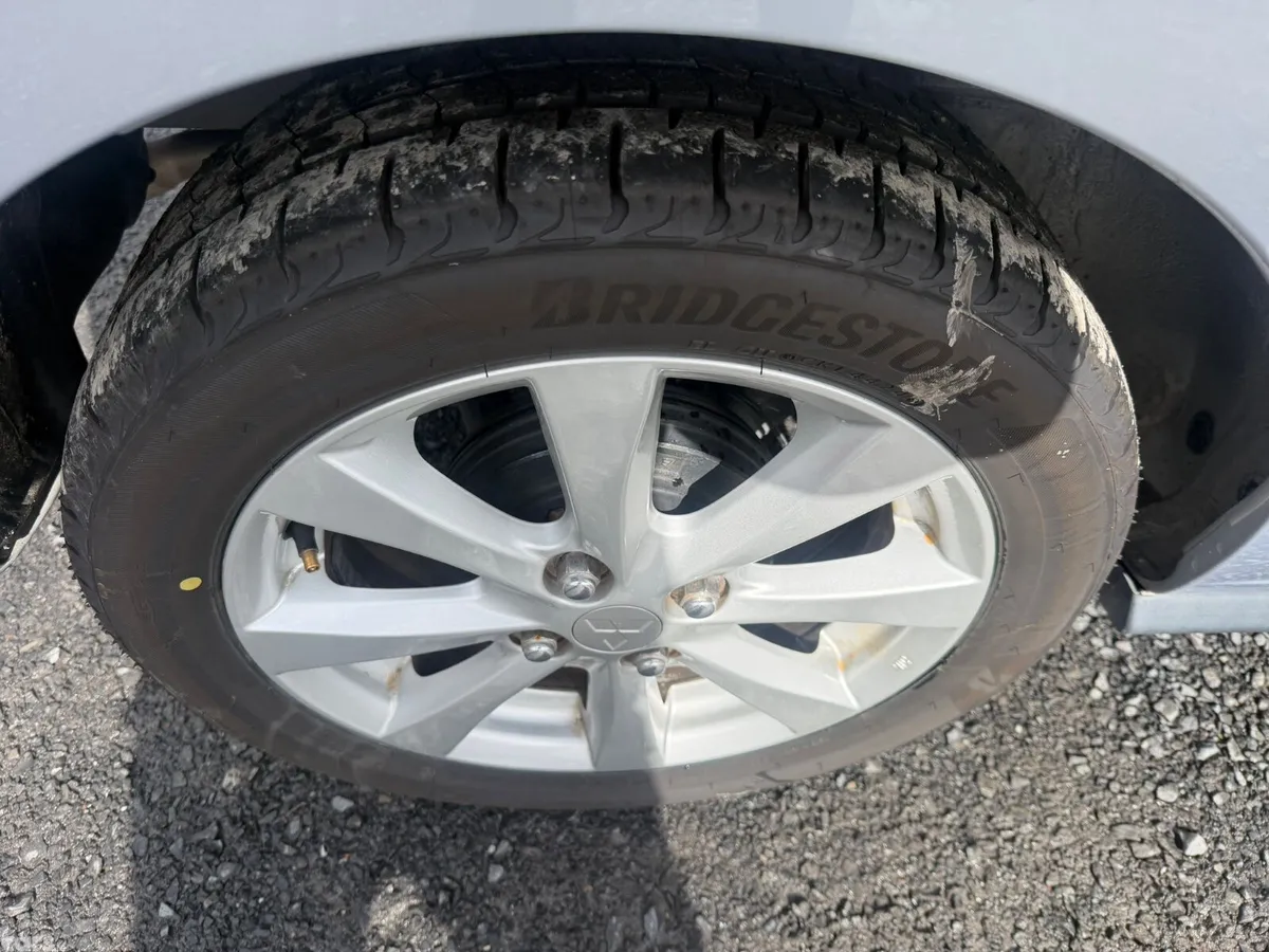 Mitsubishi Mirage Hatchback, Petrol, 2015, Silver
