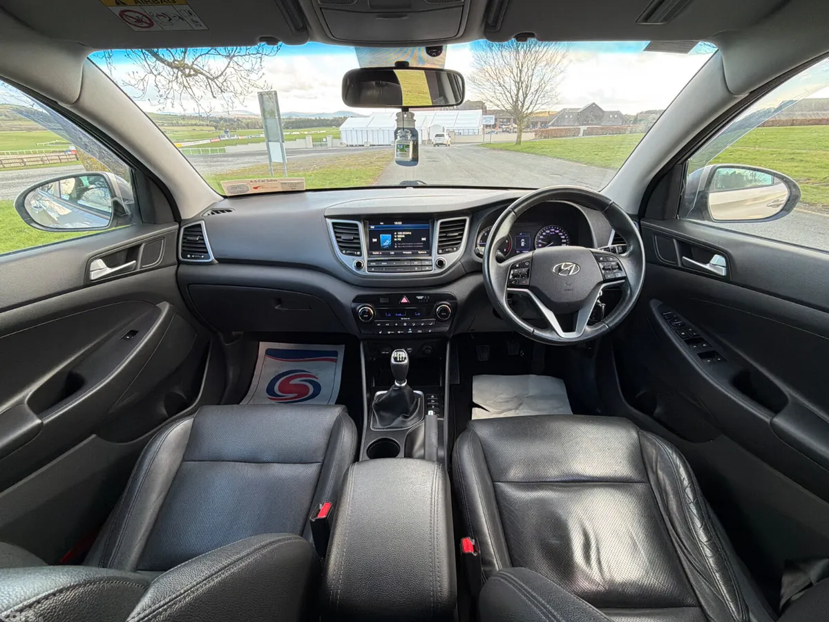 Hyundai Tucson SUV, Diesel, 2016, White