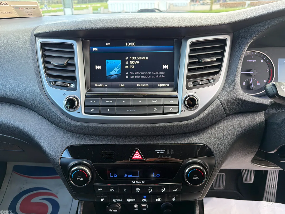 Hyundai Tucson SUV, Diesel, 2016, White