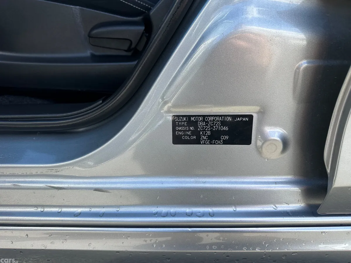Suzuki Swift Hatchback, Petrol, 2016, Grey