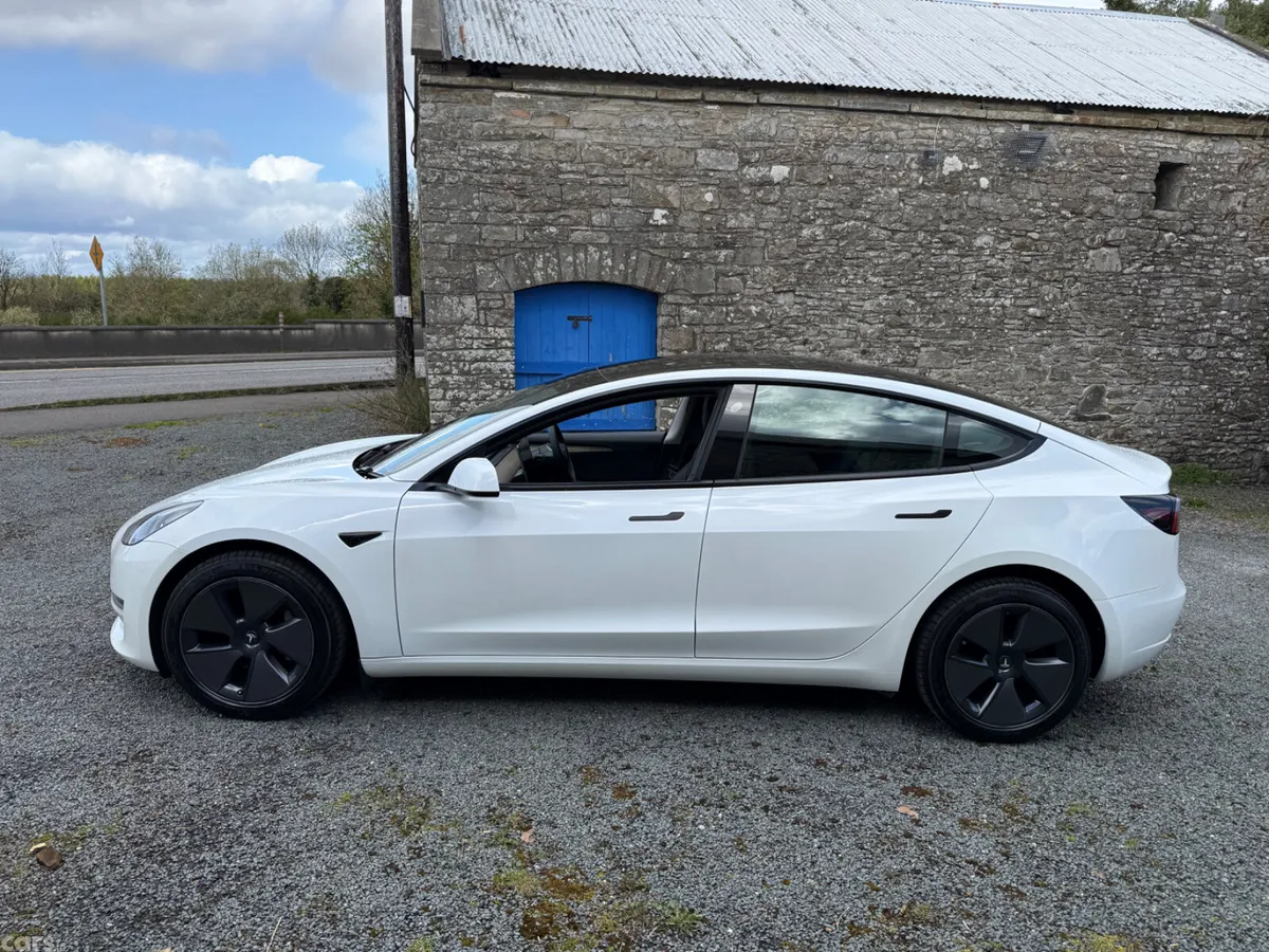Tesla Model 3 Saloon, Electric, 2022, White