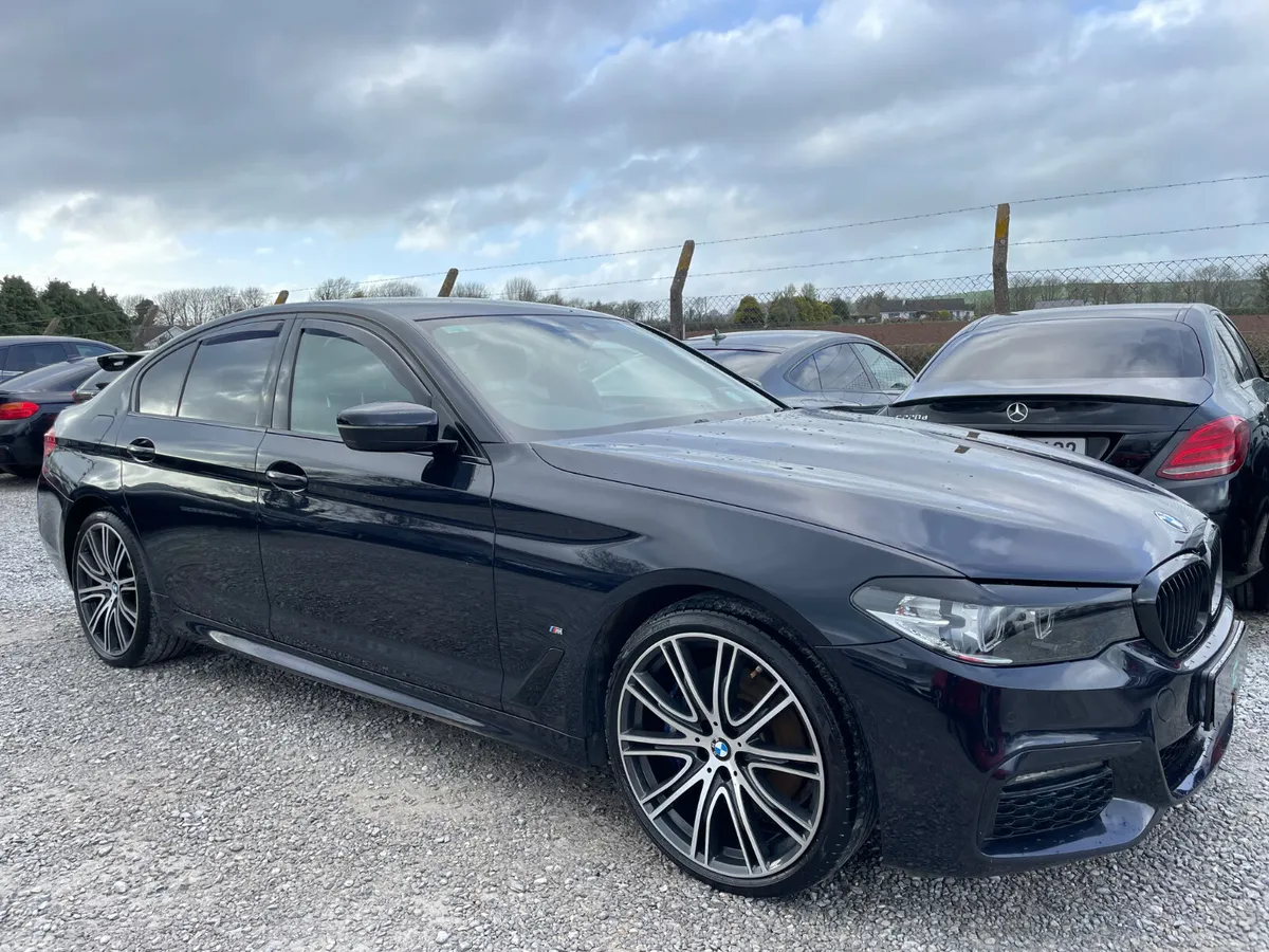 BMW 5-Series Saloon, Petrol Plug-in Hybrid, 2019, Black