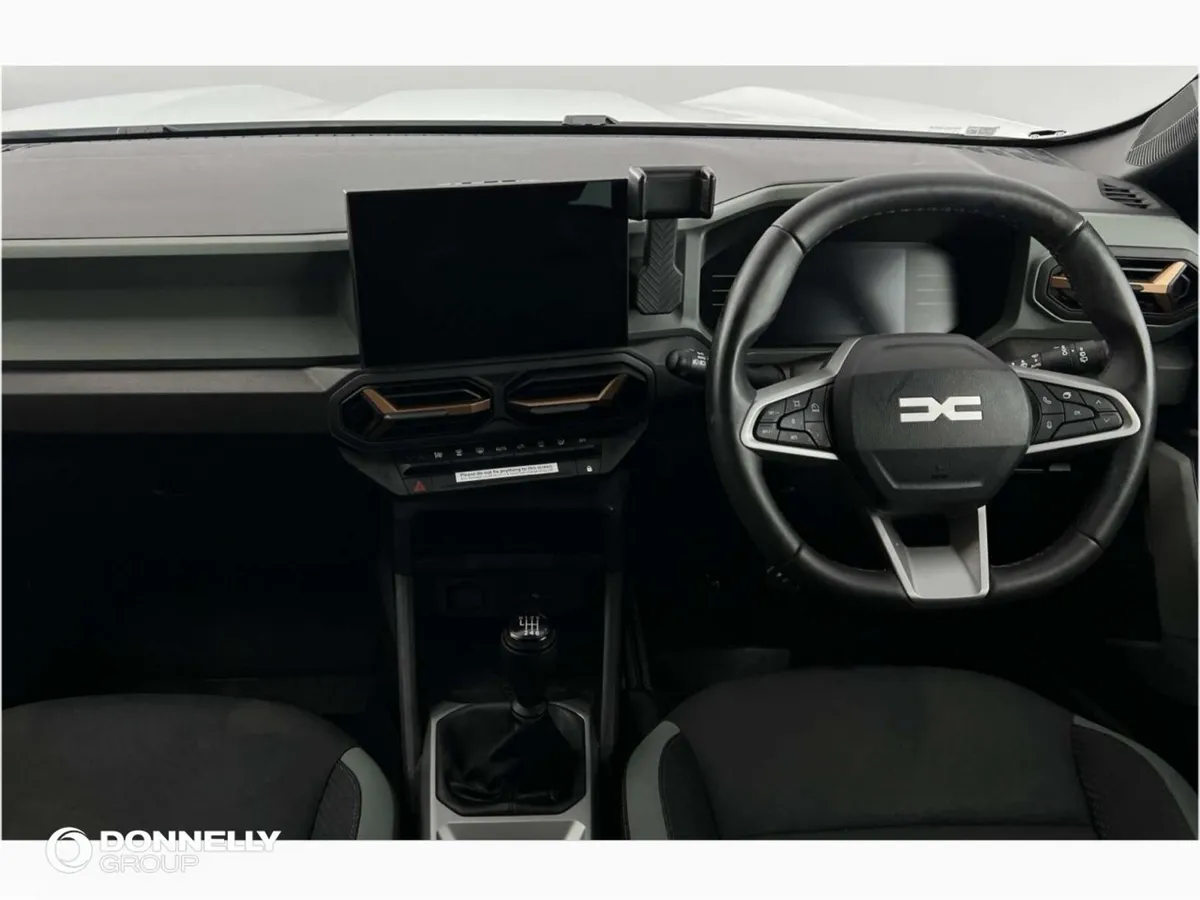 Dacia Duster Estate, Petrol, 2025, White